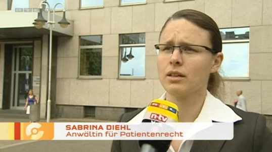 RTL Punkt 12 vom 23.05.2014 Bundesgerichtshof Patientenrecht Expertenmeinung Einschätzung patienundanwalt Sabrina Diehl Schadensersatz Schmerzensgeld